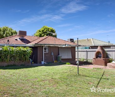 6 Forrest Street, Lake Albert NSW 2650 - Photo 6