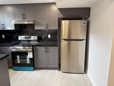 For Lease - 2494 Kentucky Derby Way Unit# Bsmnt, Oshawa, Ontario - Photo 4