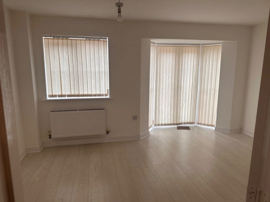 3 Bed Semi-Detached House, Stag Road, B16 - Photo 1