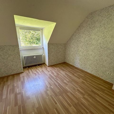 SCHADE IMMOBILIEN - Große 6-Zimmerwohnung in Werdohl zu vermieten! - Photo 1