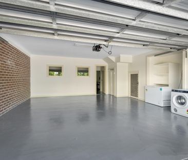 2/22 Beech Street, Surrey Hills VIC 3127 - Townhouse For Rent | Domain - Photo 5