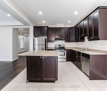 For Lease - 989 Farmstead Drive, Milton, Ontario - Photo 4