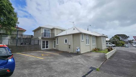 Strandon - 5 Bedroom, 5 Bathroom - Photo 3