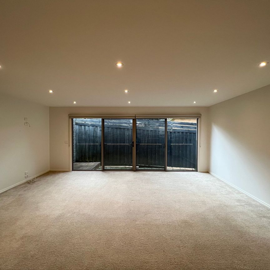 3 bedroom family home - Photo 1