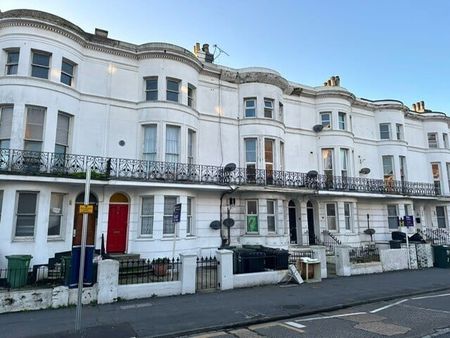 Seaside, BN22 - Photo 5