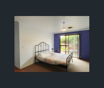 716 Highbury Road, Glen Waverley, Vic 3150 - Photo 6