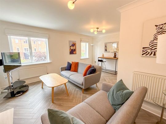 4 bedroom terraced house to rent - Photo 1
