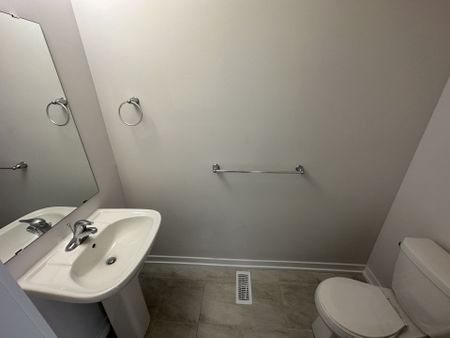 For Lease - 28 Trailside Drive, Haldimand, Ontario - Photo 3