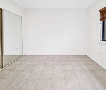 Beautifully Presented 3 Bedroom Villa - Photo 5