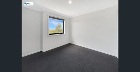 New Modern 3-Bedroom Home in Werribee - Photo 5