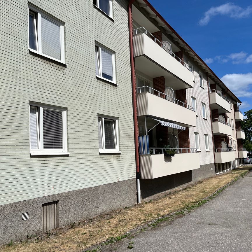 Lövåsvägen 16 - Foto 1