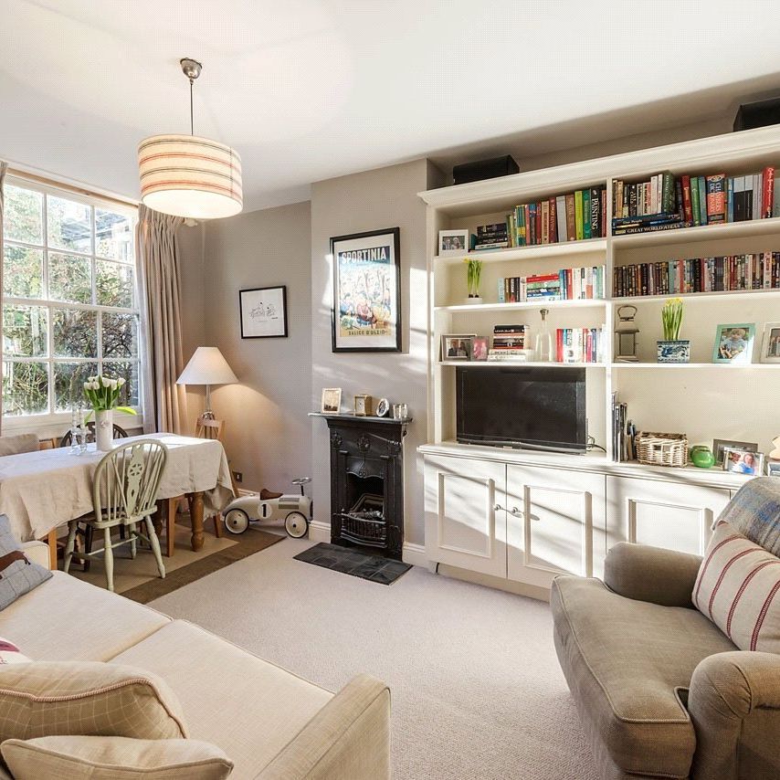 Burns Road, London, SW11 flat to rent - Photo 1