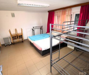 Pronájem bytu 1+1 35 m2 - Fotografie 2