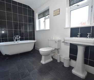 2 bedroom House To Let - Photo 6