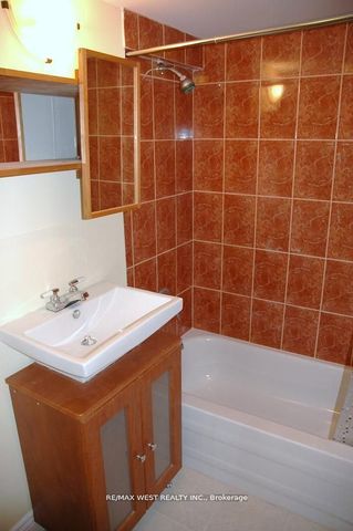 For Lease - 237 Vaughan Road Unit# Bsmt, Toronto, Ontario - Photo 5