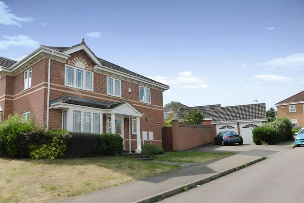 4 Bedroom House to Rent in Gillingham Road, Kettering, Northants, NN15 - Photo 1