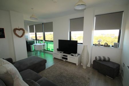 1 bedroom apartment to rent - Photo 2