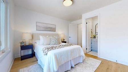 For Lease - 914 Broadview Avenue, Toronto, Ontario - Photo 4