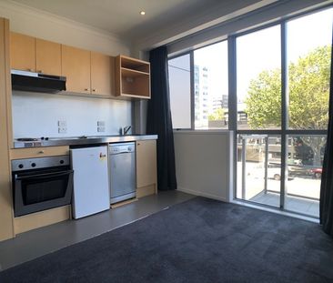 CITY CENTRE - One Bedroom with a Balcony - Photo 4