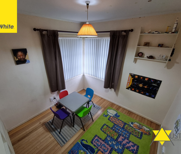 111 Flanshaw Road, Te Atatu South - Photo 6