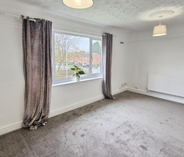 2 bedroom Flat To Let Total Size: 700 SQ FT - Photo 5