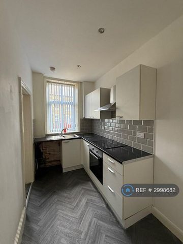 2 bedroom terraced house to rent - Photo 3