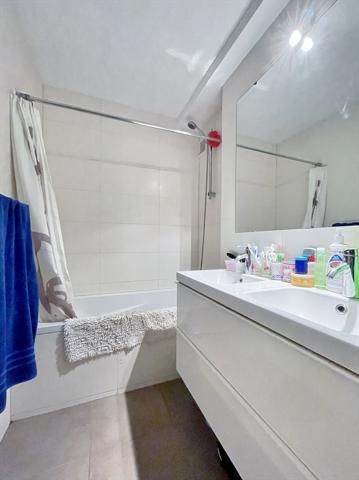 Appartement - à louer - Photo 4