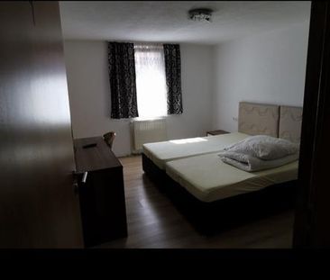 Möblierte Zimmer mit Bad in DETTINGEN ERMS bei Bad Urach - Foto 1