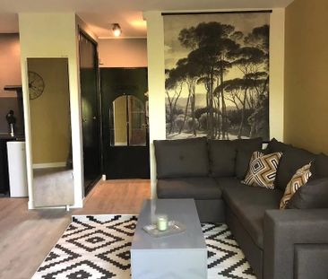 Location Appartement 1 pièce 23m² AIX EN PROVENCE 13100 - Photo 2