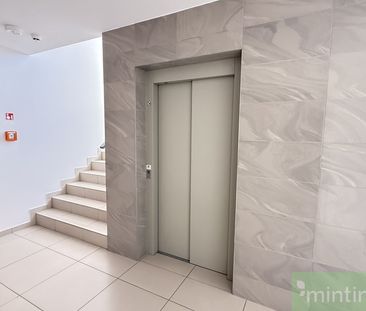 Tenisowa, 2 pokojowe, 2 piętro winda, balkon - Photo 1