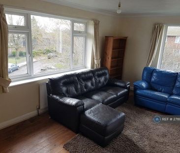 2 bedroom flat to rent - Photo 1