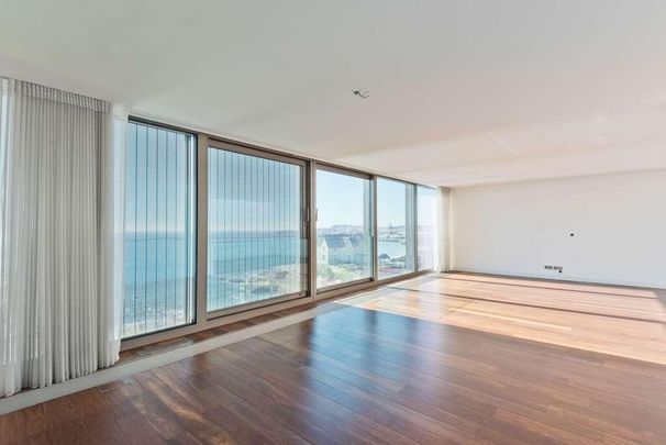 3 Bedroom Apartment with swimming pool, Cascais - Photo 1