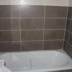 Location Appartement 2 pièces 45m² GRADIGNAN 33170 - Photo 2