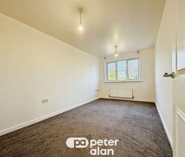 Skylark Road, North Cornelly, Bridgend, CF33 - Photo 6