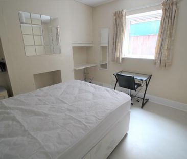 4 bedroom detached house to rent - Photo 1