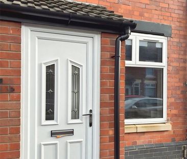 2 bedroom house to rent Gresty Terrace, Crewe, Cheshire, CW1 - Photo 6