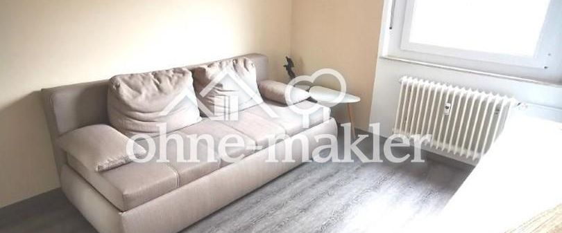 Helle 4-Zimmer-Wohnung mit Balkon und Einbauküche in ruhiger Ortsrandlage, Maintal-Hochstadt - Photo 1