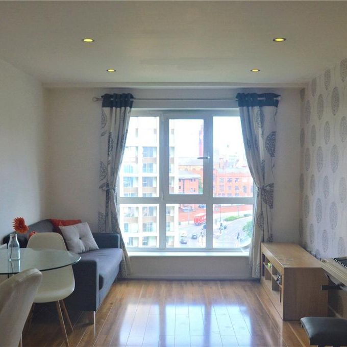 1 bedroom flat to rent - Photo 1