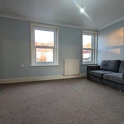 Salisbury Road, Dover, CT16 1EU, Kent - Photo 2