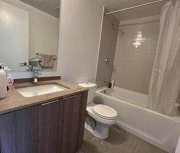 For Lease - 11 Wellesley Street Unit# 5412, Toronto, Ontario - Photo 6