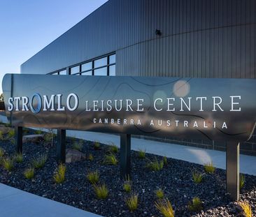 Spacious interiors, Stunning Molonglo Views - Photo 6