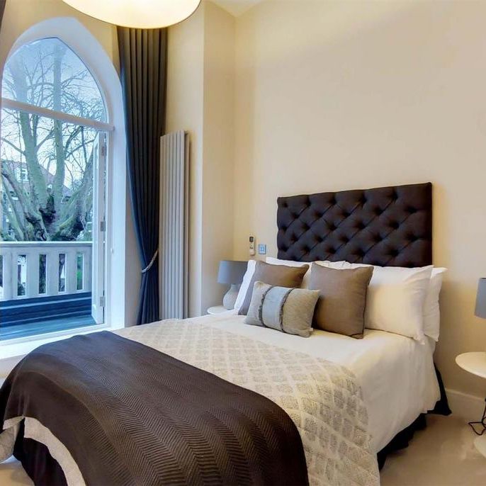 4 bedroom flat to rent - Photo 1