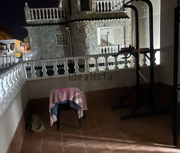 Alquiler de casa o chalet independiente en Urbanización Doña Inés, 1 - Photo 2