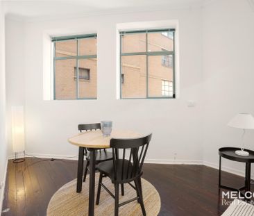 FURNISHED ONE-BED PLUS STUDY IN THE CITY - Photo 6