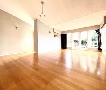 3 Bedrooms, Pt England - Photo 1