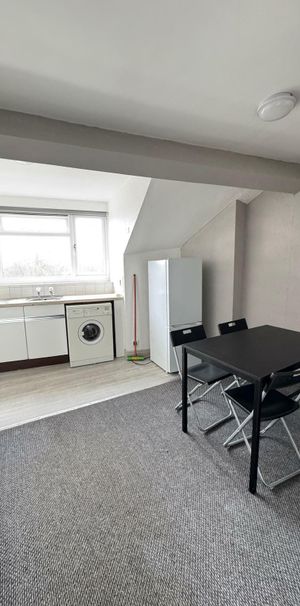 F8 9A THE CRESCENT - Photo 1