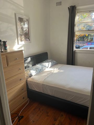 Bondi Beach - Photo 5