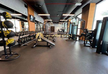 Expo Village 3BHK | Metro Nearby | Unfurnished - Photo 5