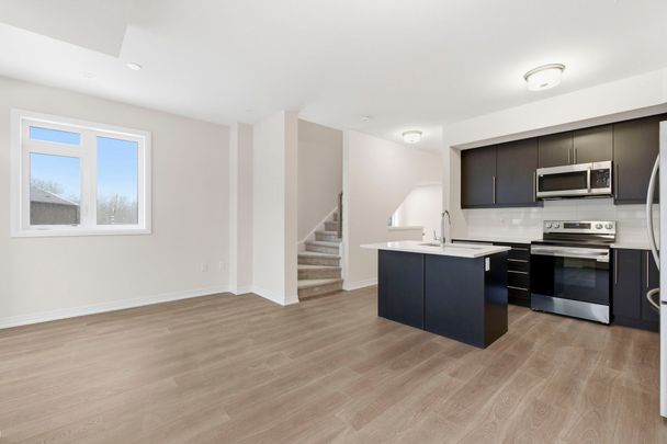 For Lease - 660 Colborne Street Unit# 49, Brantford, Ontario - Photo 1