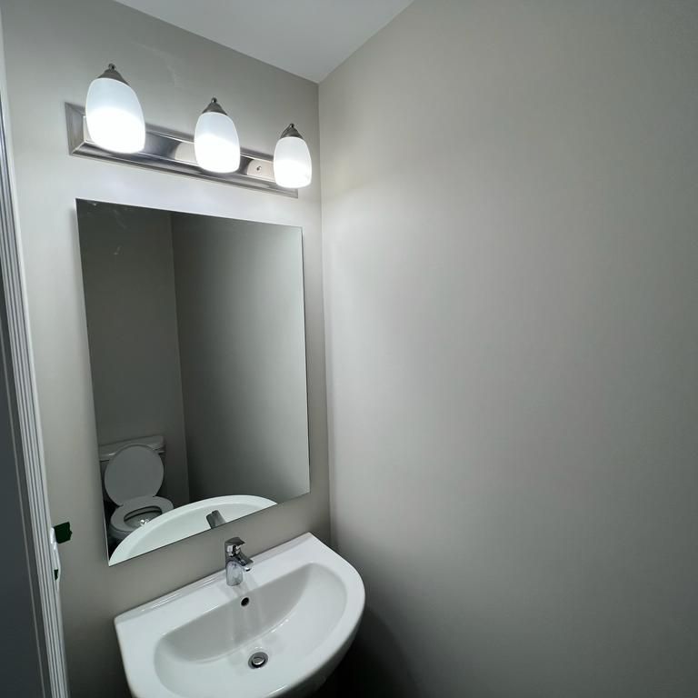 For Lease - 4311 Mann Street Unit# 46, Niagara Falls, Ontario - Photo 1